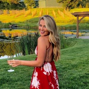 Meet your Posher, Allie